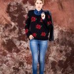 sweater con rosas tejido invierno 2014 by Agustina Saquer