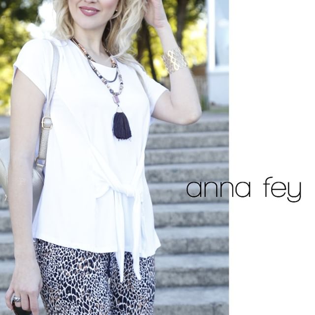 Anna Fey Blusa blanca casual para señoras verano 2020