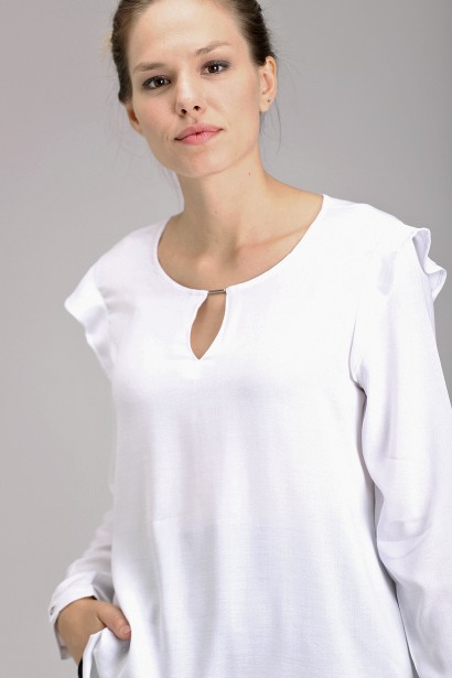 blusa blanca Brandel otoño invierno 2020