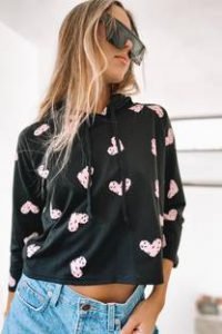 buzo capucha corazon Arizona otono invierno 2021