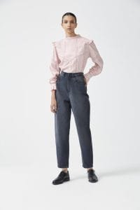 jeans y camisa con volados maria cher invierno 2022