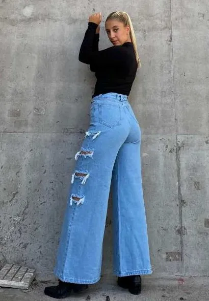 jeans anchos roturas Embrujo invierno 2023