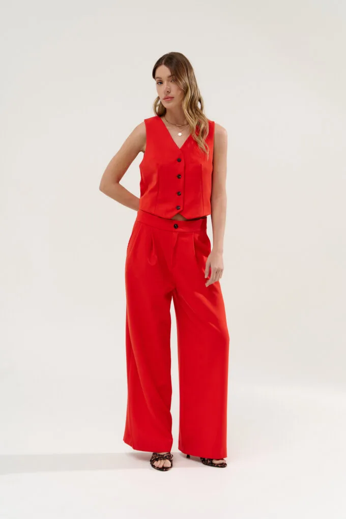 Outfits con pantalon sastrero rojo