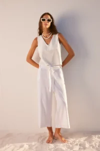 outfit blanco lino Portsaid verano 2024
