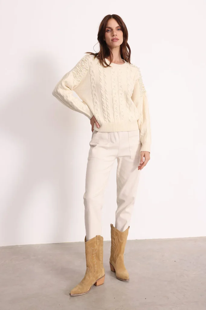 sweater tejido con perlas invierno 2024 India Style