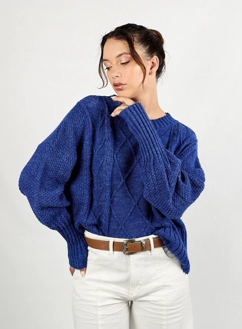 sweater azul electrico invierno 2024 EVa Miller