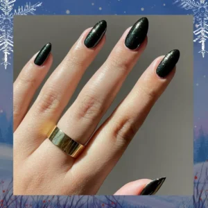 Unas negras y doradas Manicura de invierno